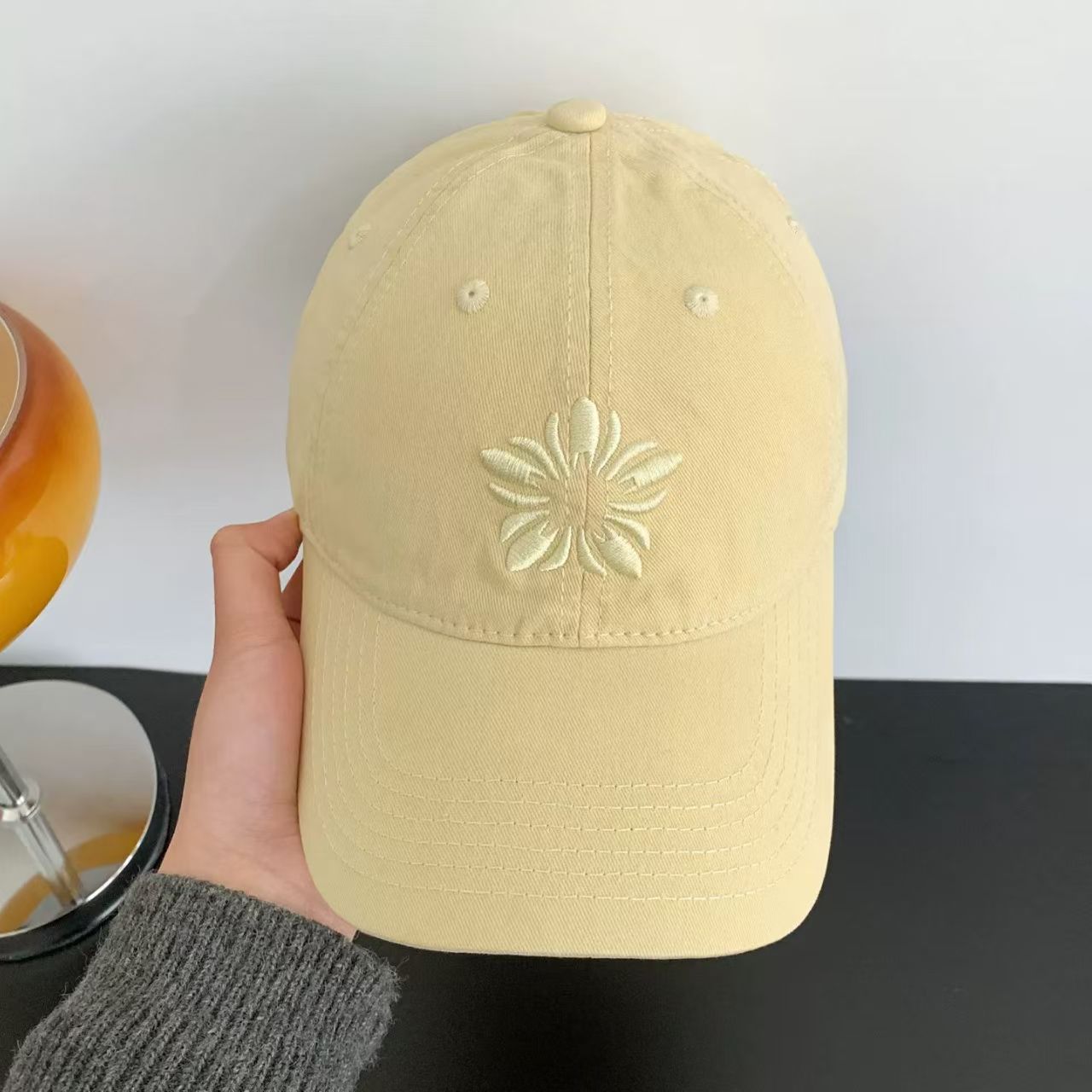 Retro Washed Gray Dad Hat Embroidered Baseball Cap.