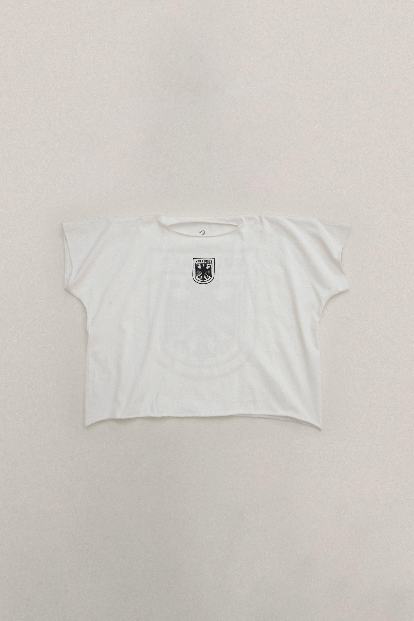 VULTURES SHORTSLEEVE